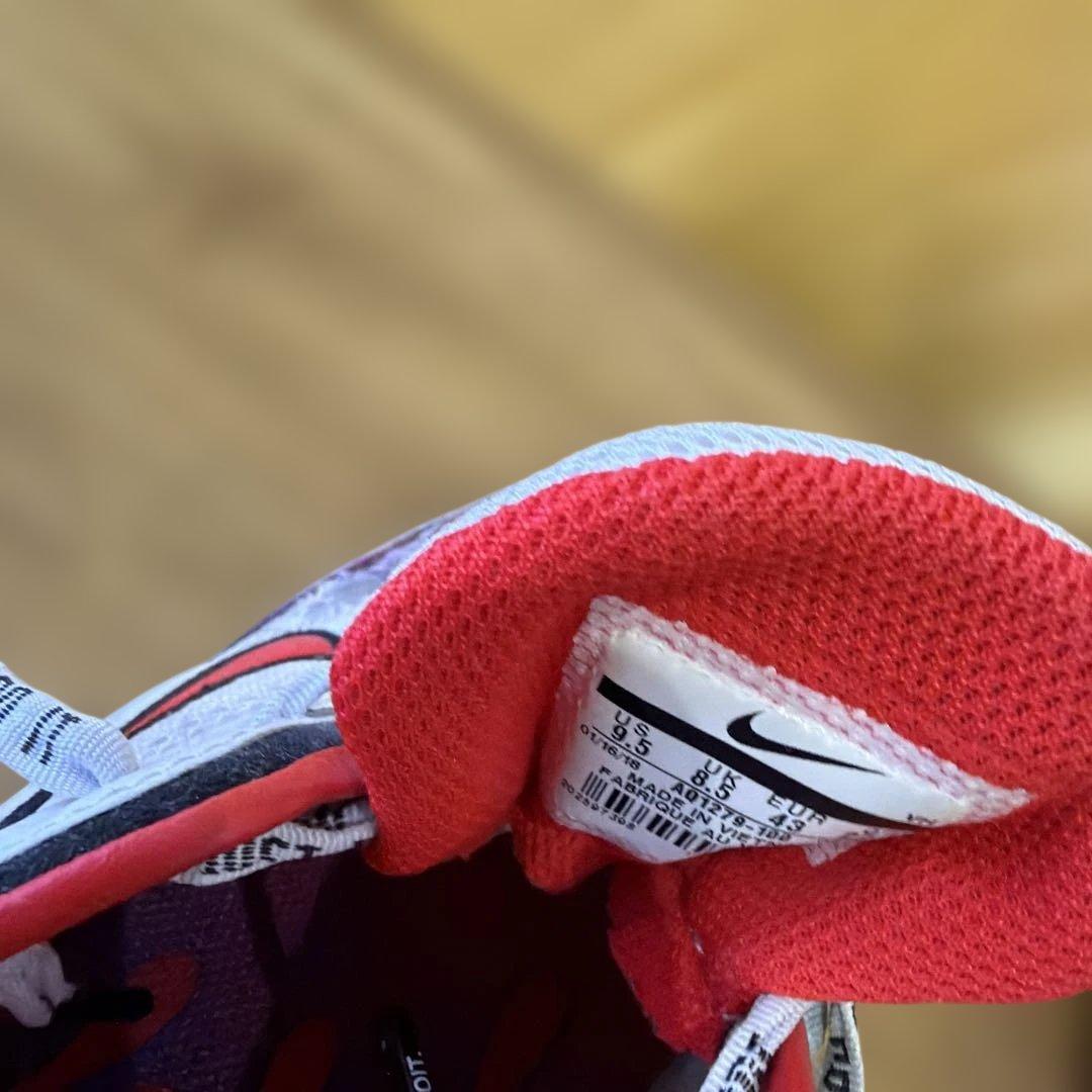 Supreme&NIKE ジョギングシューズ