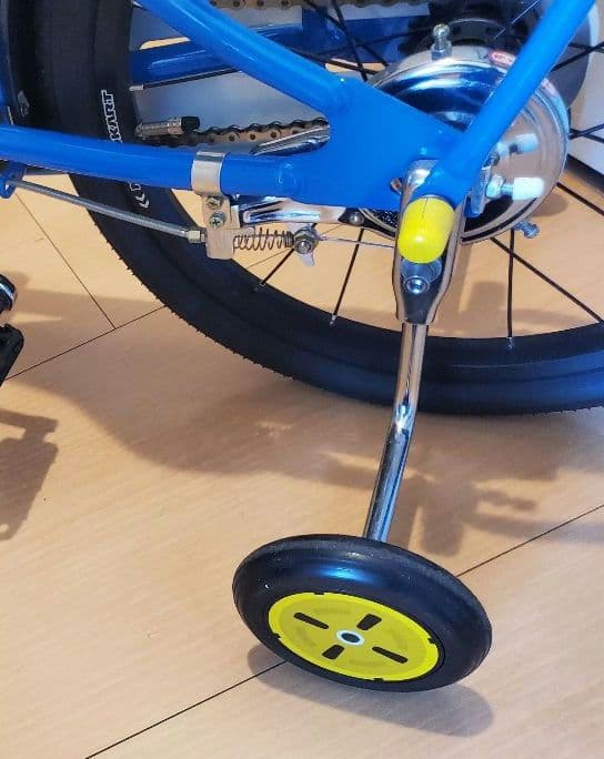 【現地引き取りのみ】マリオデザイン 子供用自転車18インチ ヘルメット ベル付き