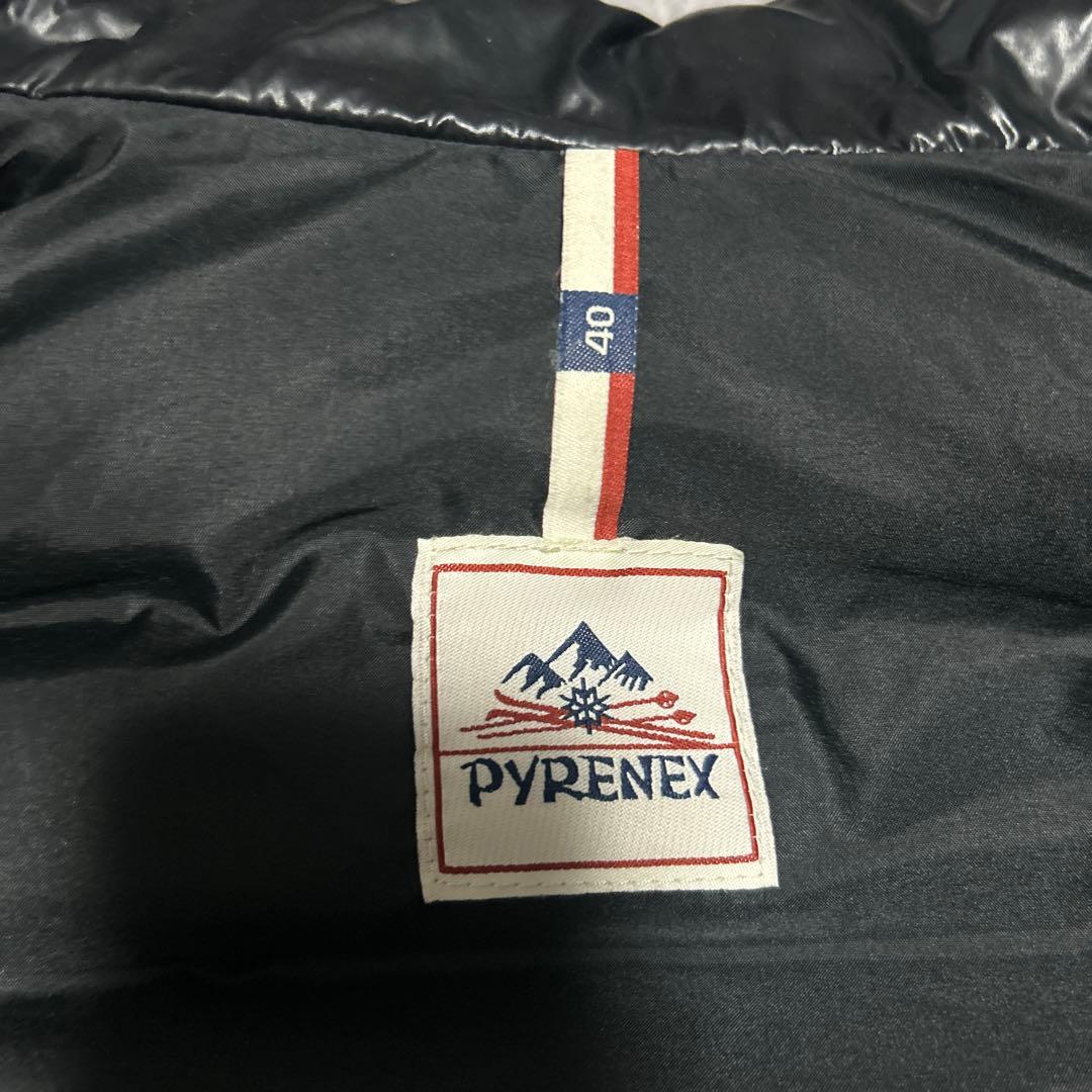PYRENEX ブラック ダウンベスト フード付き