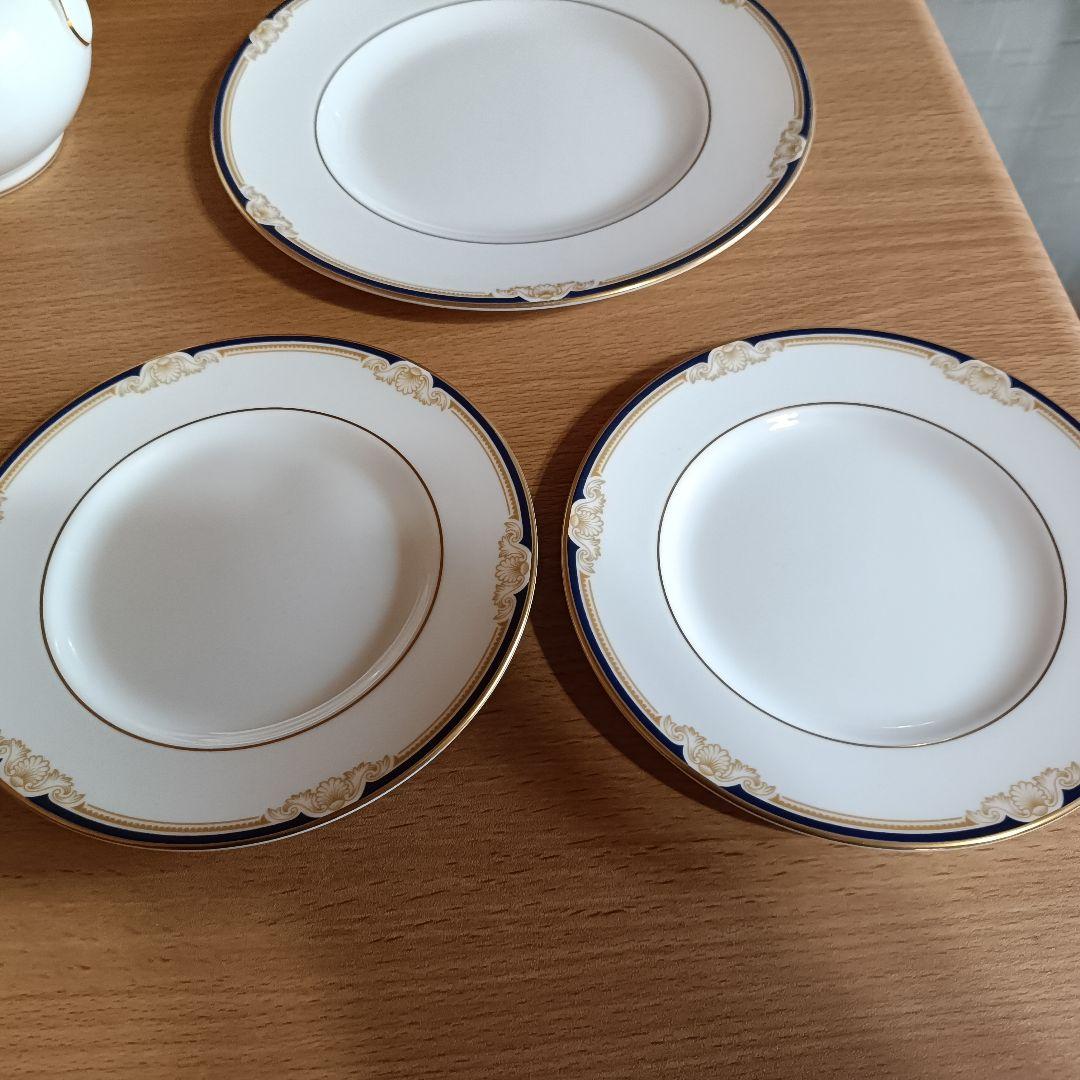 良品　CAVENDISH　カップソーサー　2種皿とシュガーポットセット