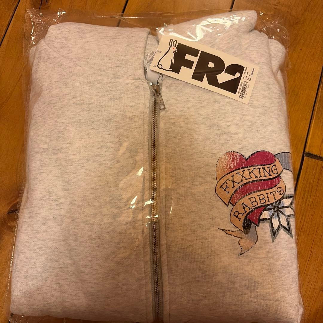FR2 羊蹄　ニセコ限定　ジップフーディー