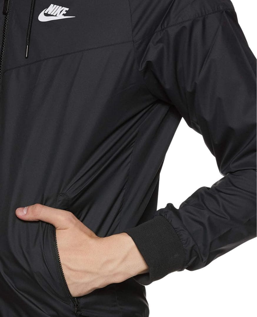 NIKE ナイキ　ウインドブレーカー　シャカシャカ　ランニングジャケット　新品