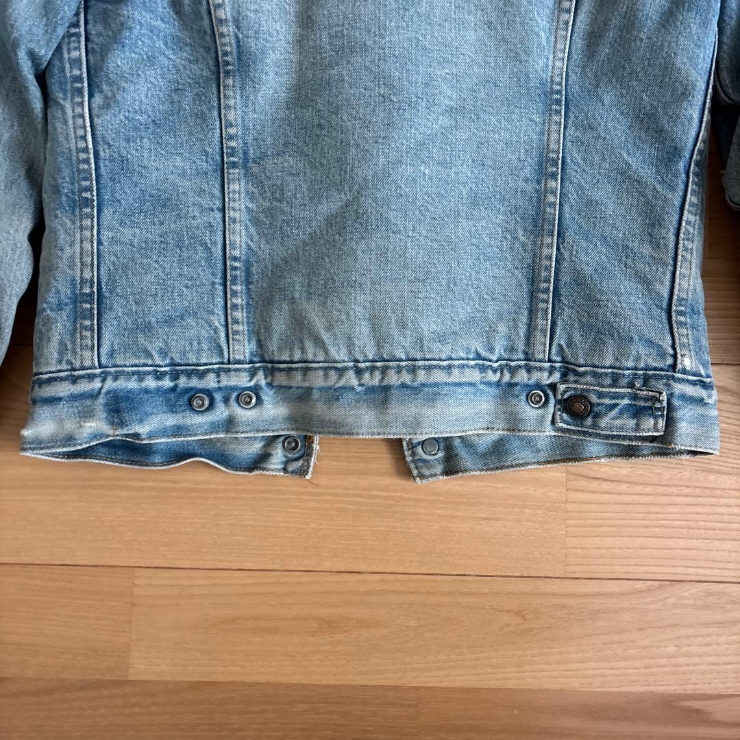 Levi’s ボア襟付きデニムジャケット