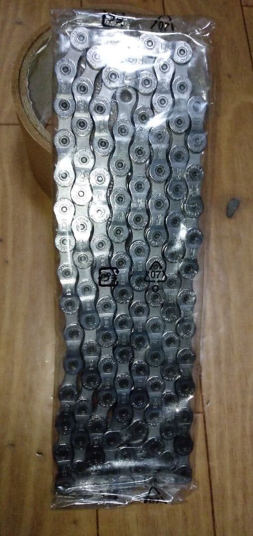 SHIMANO DURA-ACE CN-7701 9s チェーン 114L