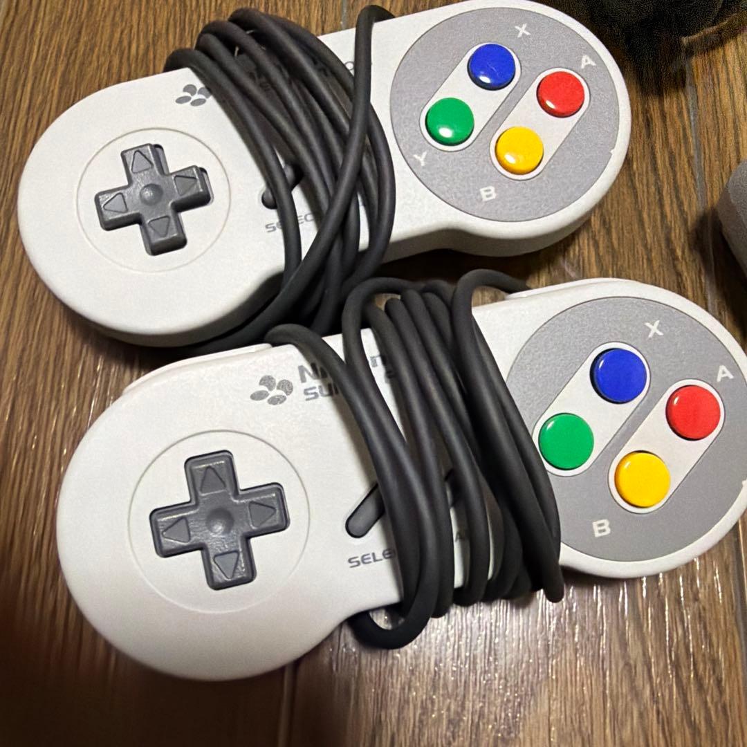 【美品】ニンテンドークラシックミニ スーパーファミコン