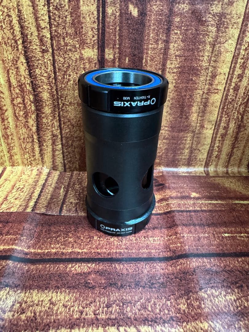Praxis M30BB30/PF30 73mm MTB ボトムブラケット