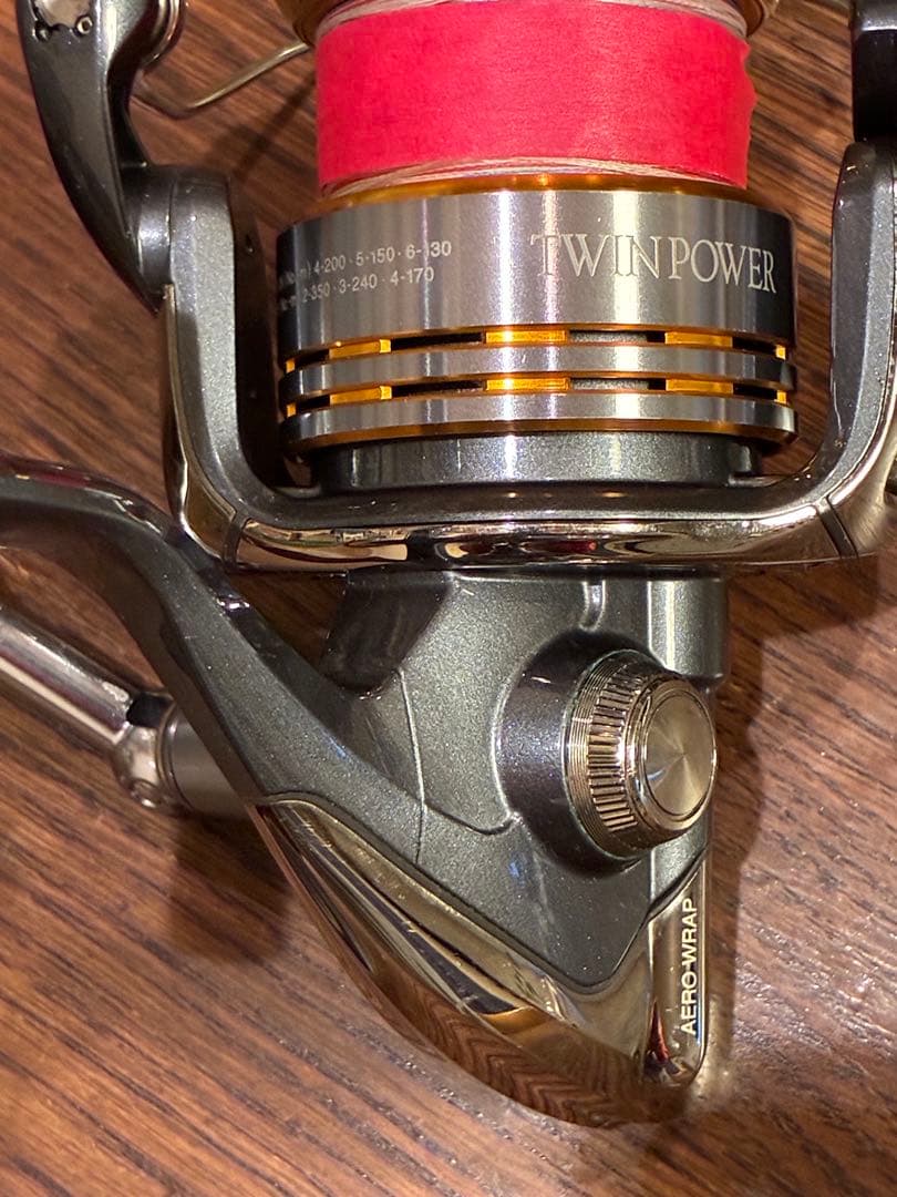 TWIN POWER SW5000HG シマノ ツインパワー　アルミグリップ付き