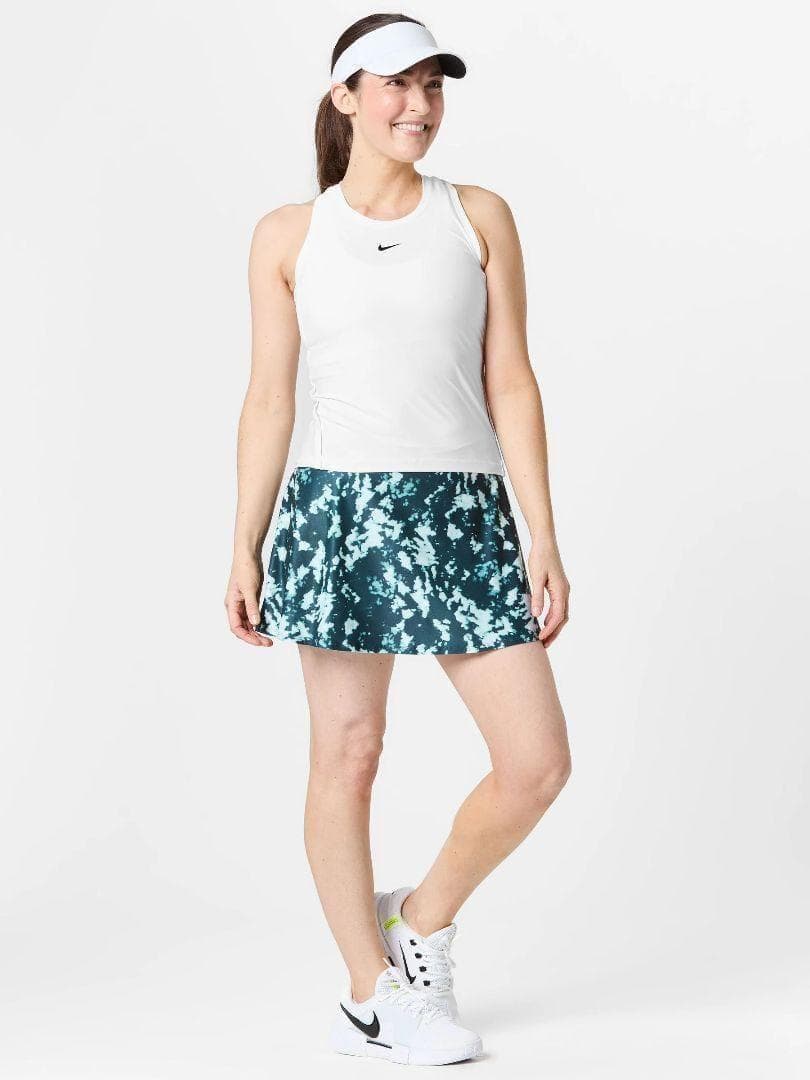 【新品】NIKE海外スコートS