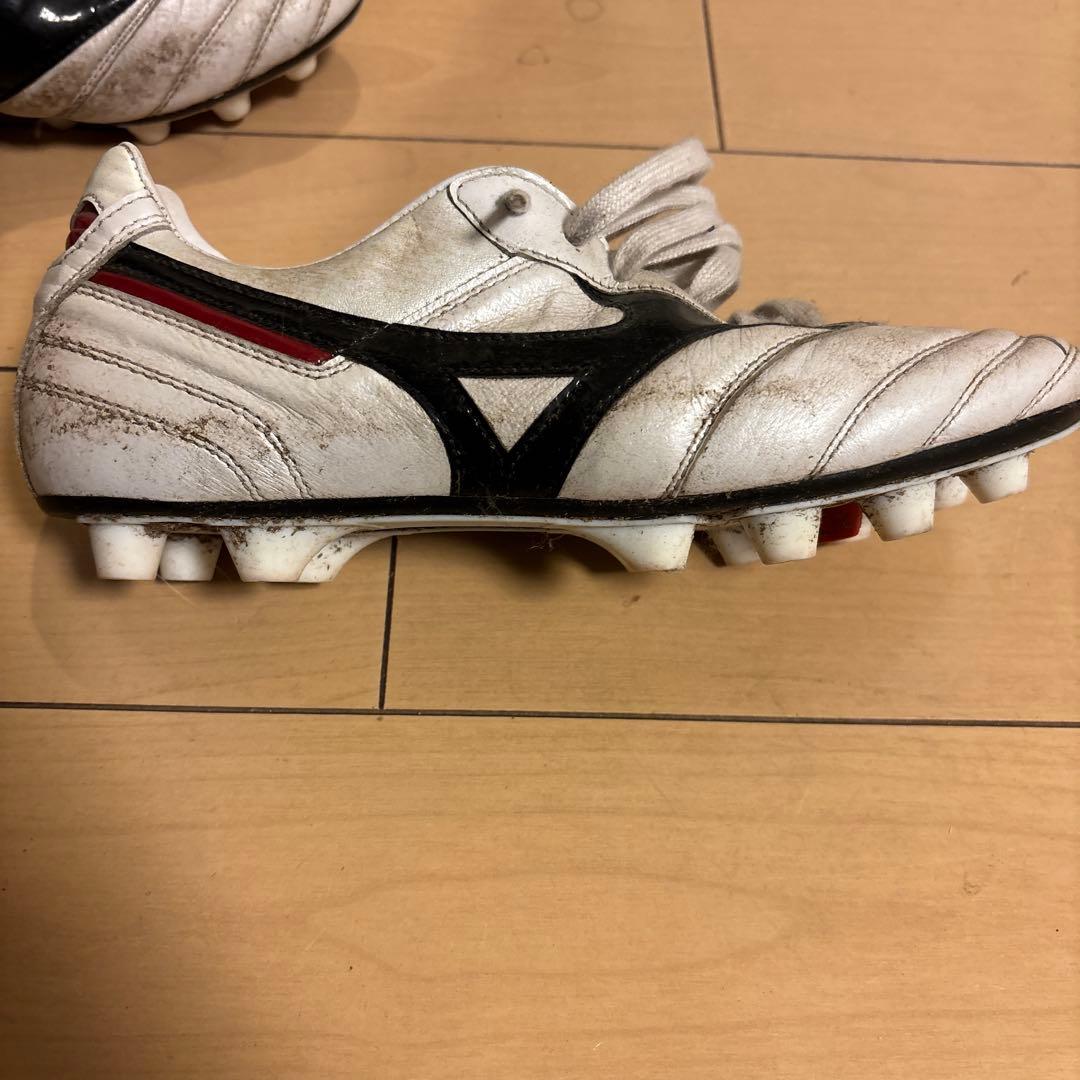 井出遥也サイン入りスパイク Mizuno モレリア