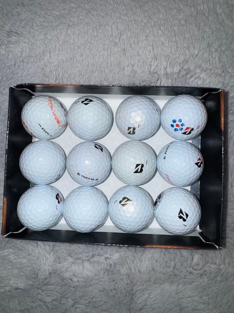【美品】ブリヂストンTOUR B XS・TOUR B X混合ロストボール 94球