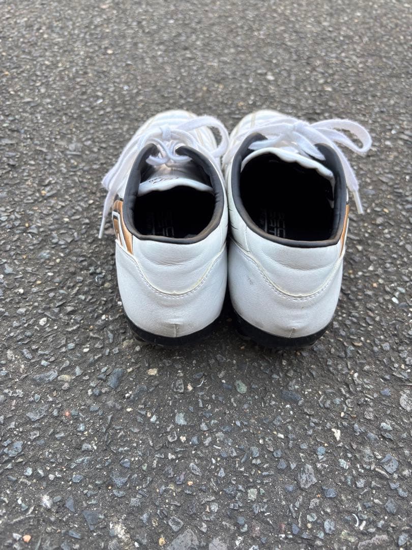 アンブロ【umbro】サッカースパイク　アクセレイター　26cm