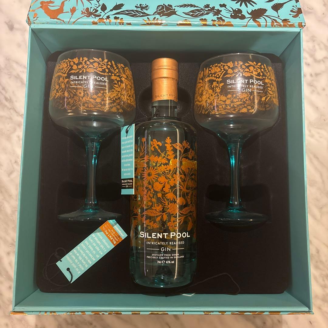 ル*ク様 Silent Pool Gin セット (700ml + グラス2個)