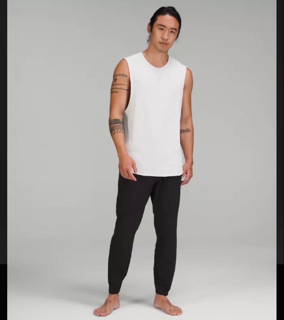 【新品】lululemon パンツ（ブラウン）テーパード　S