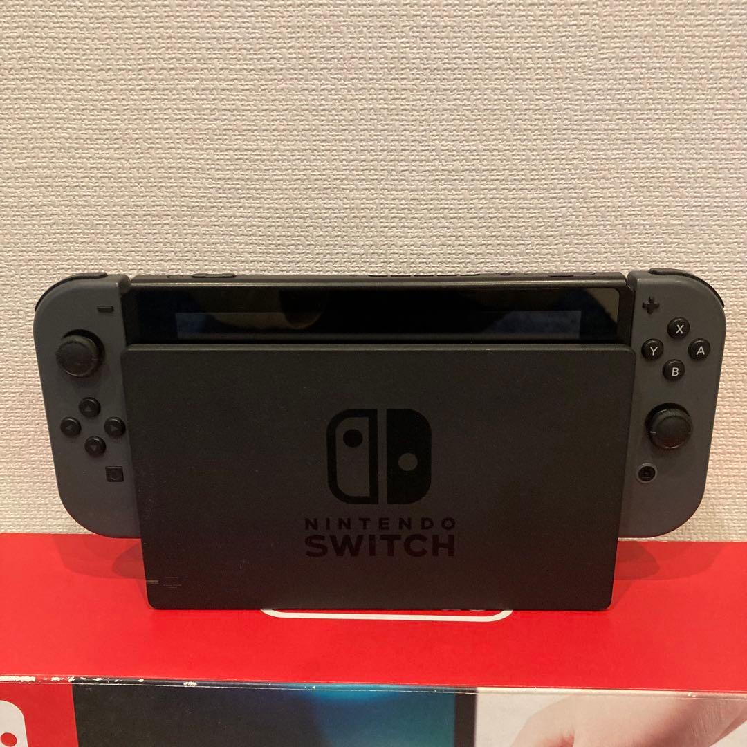 【美品】 Nintendo Switch グレー 本体 ＋ソフト2本付き