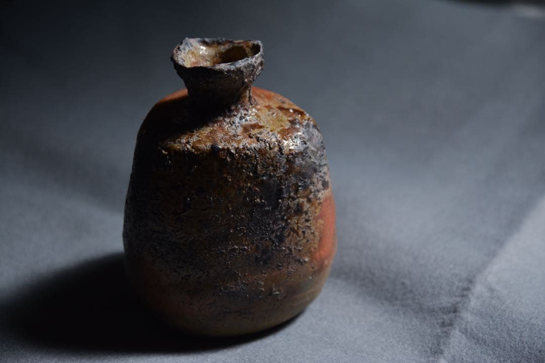 【中村和樹】備前 窯変 三角徳利