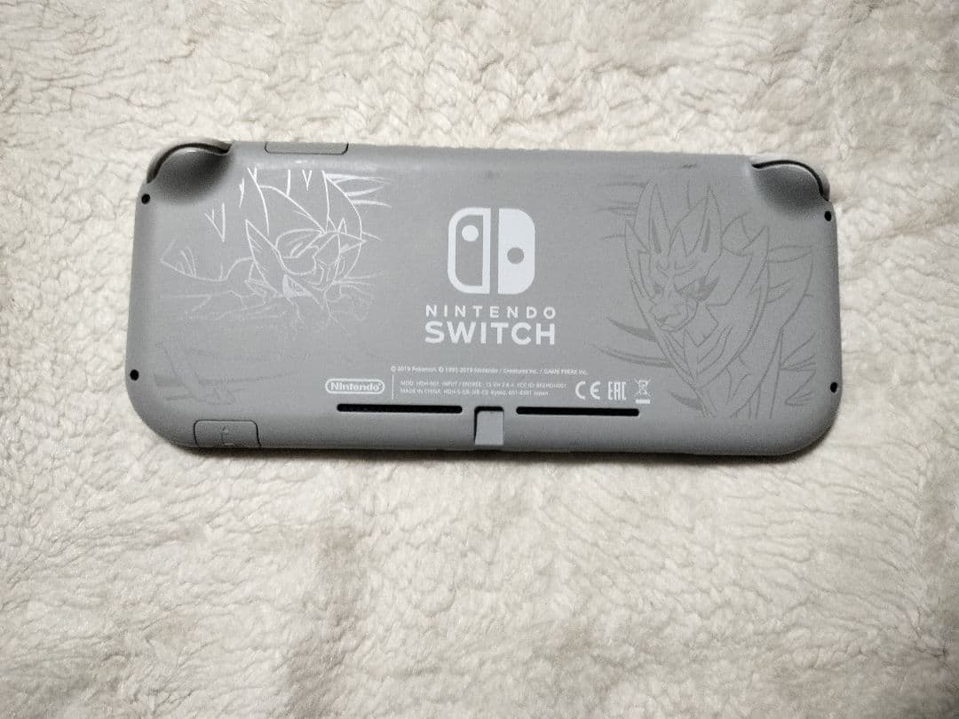 動作品Nintendo Switch Liteザシアン.ザマゼンタ