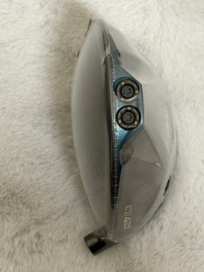 新品　未使用　テーラーメイド Qi4D 9度　ドライバーヘッド