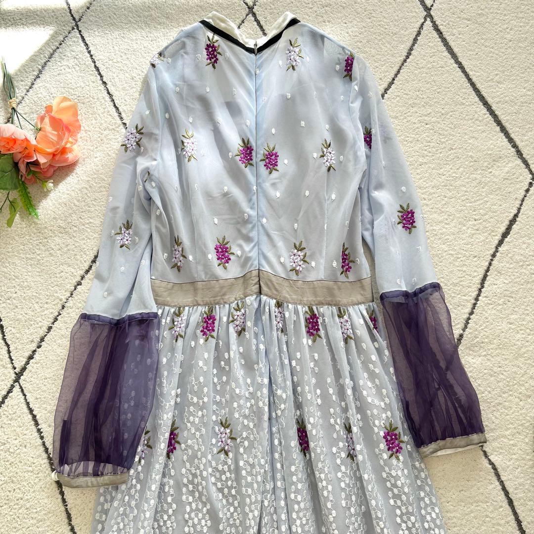 【美品】アデリー ピンタックヨークワンピース フラワー 花柄 刺繍 長袖 リボン
