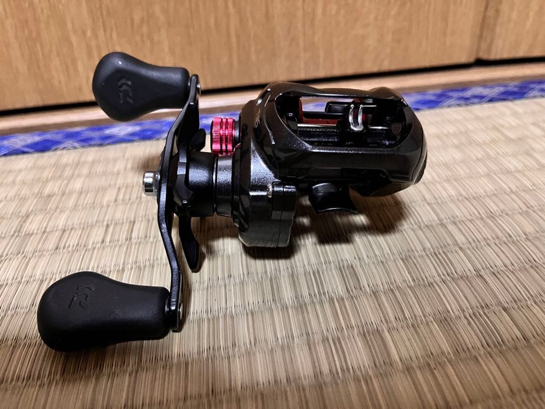 ダイワ　タトゥーラ　CT100P ギア比5:5 右巻き