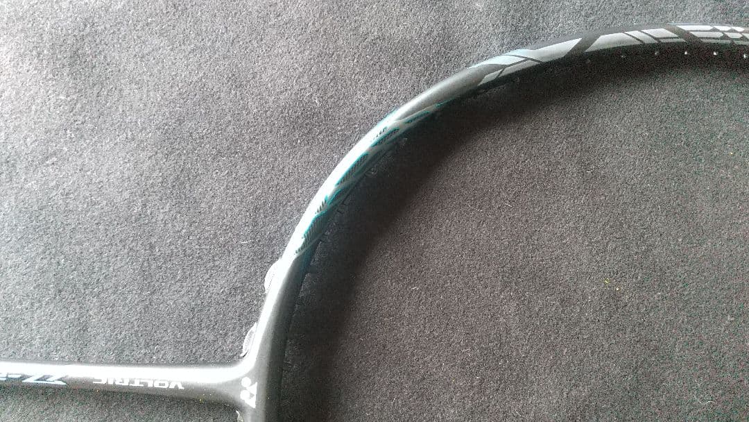 【ジャンク品】ヨネックス　ボルトリックZフォース2 ３Ｕ５
