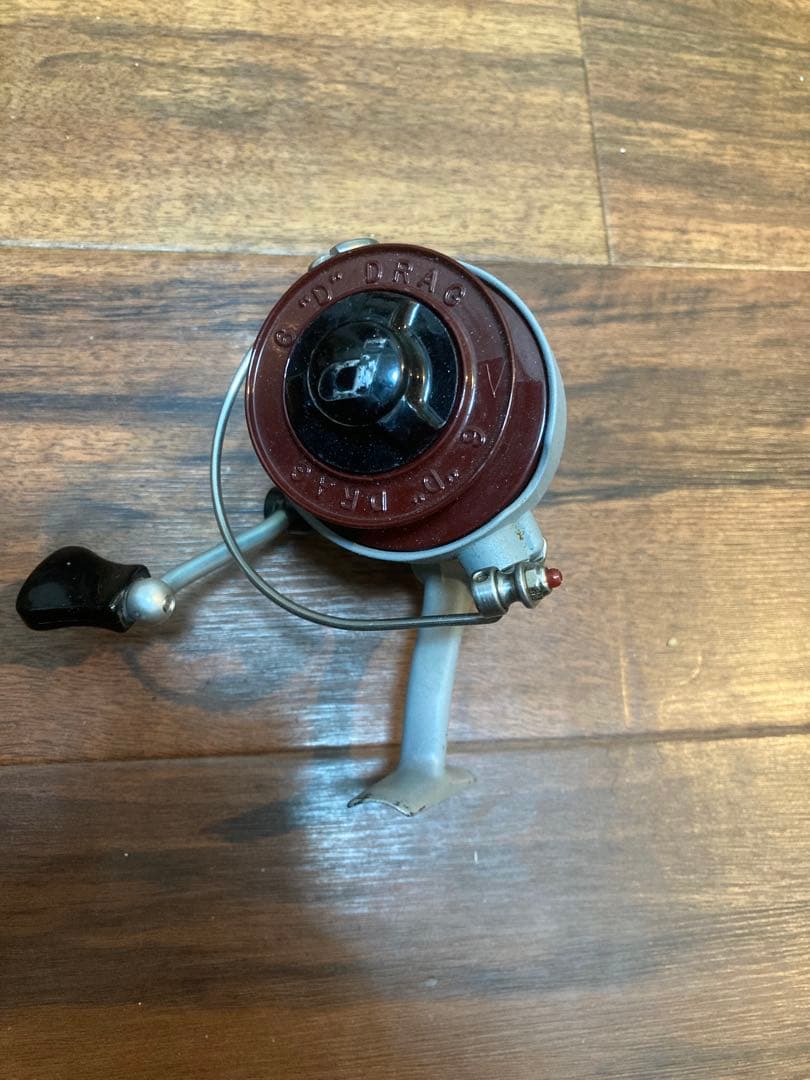 Pflueger Supreme 551 美品なリールです。