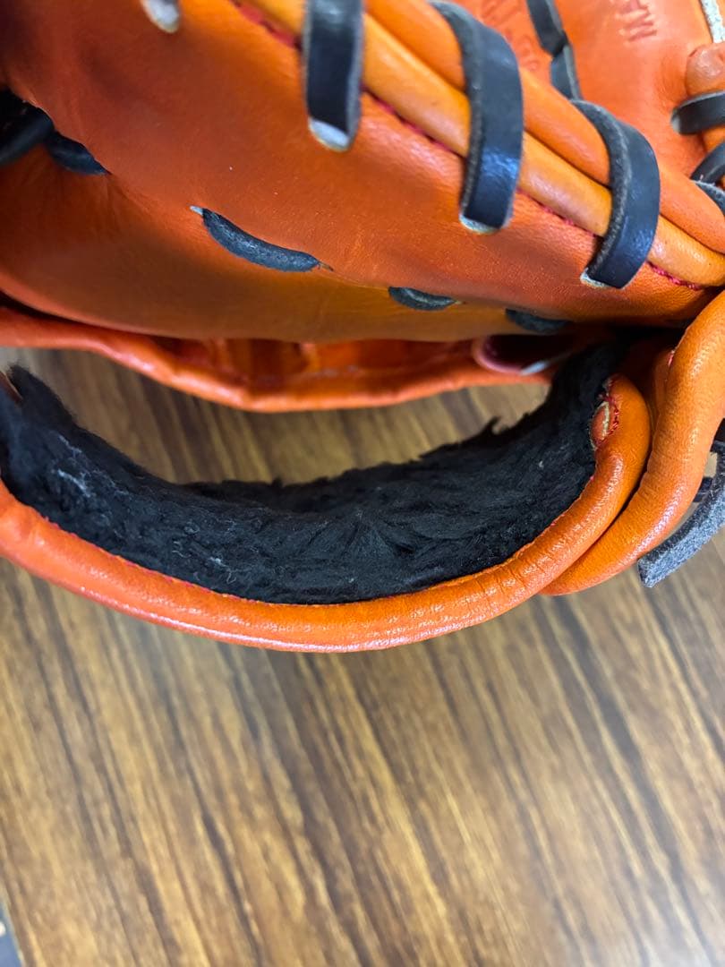 和牛JB トレーニング　グローブ　グラブ　和牛