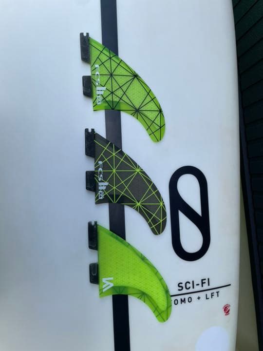 SLATER DESIGN SCI-FI サーフボード　フィン　ニットケース付