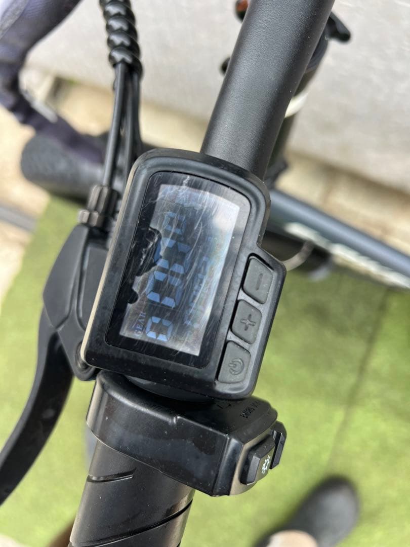 ぽ*さ様 E-BIKE 電動自転車　折りたたみ式