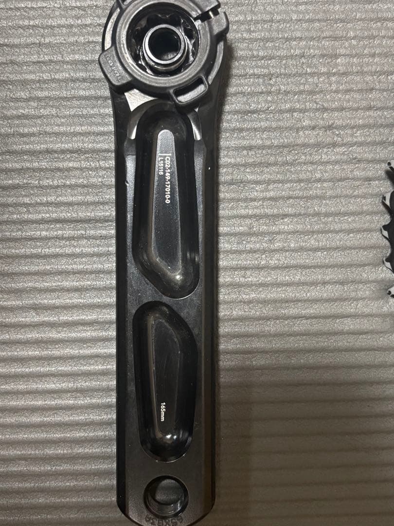 ROTOR VEGAST 165mm 24mmアクスル 52/36T