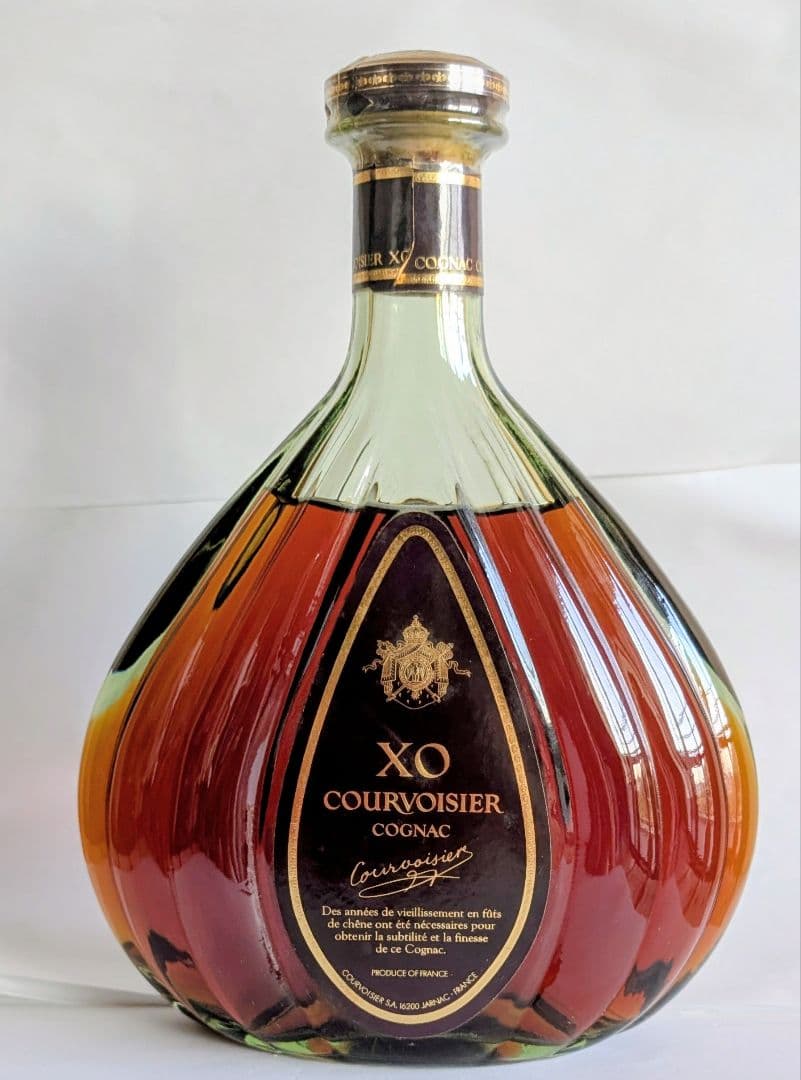 COURVOISIER XO 　クルボアジェXO　COGNAC 700ml