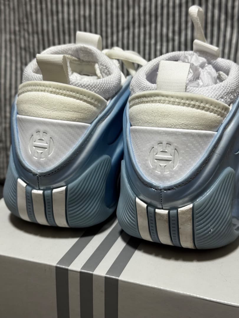 adidas バスケットボールシューズ 青/白