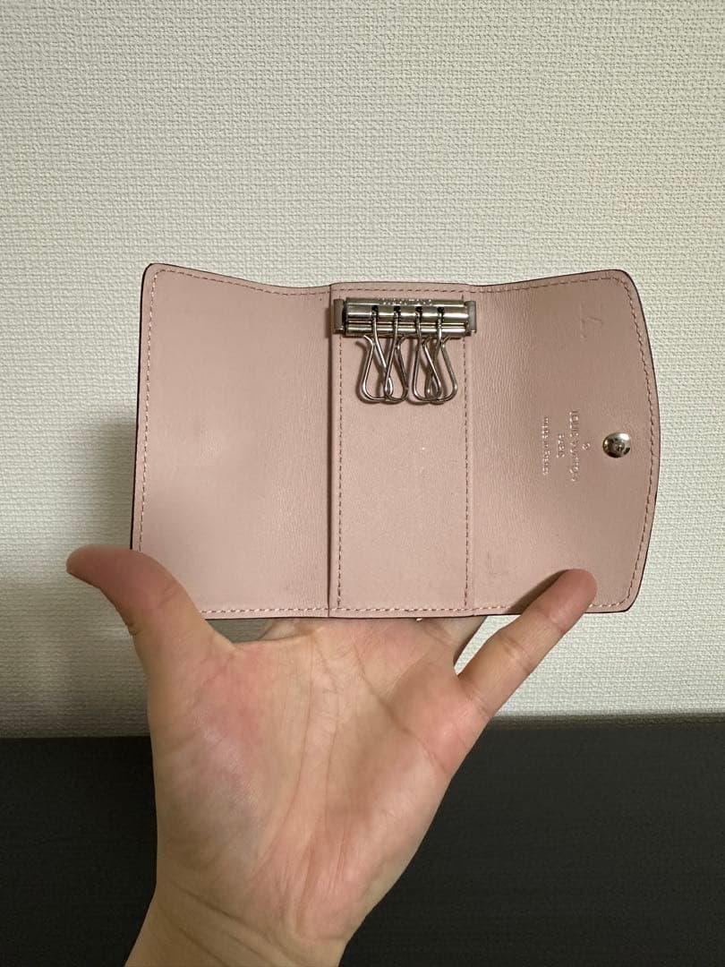 こりんごLOUIS VUITTON キーケース ミュルティクレ 4