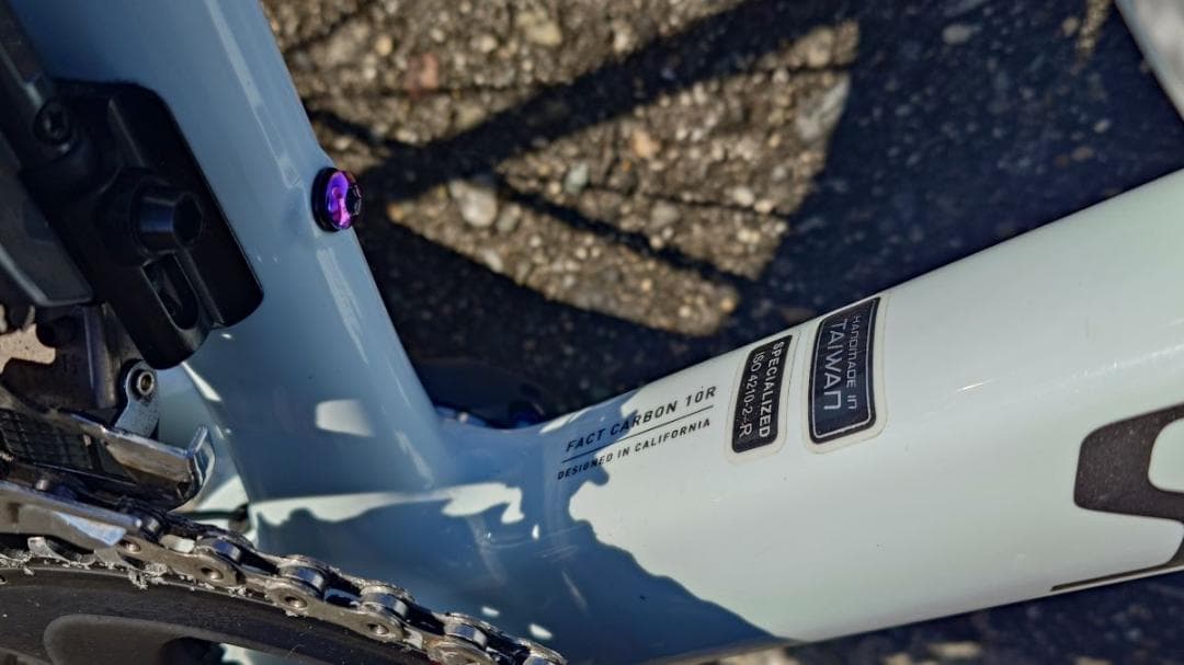 SPECIALIZED ROUBAIX SL8 Di2 52 2024年