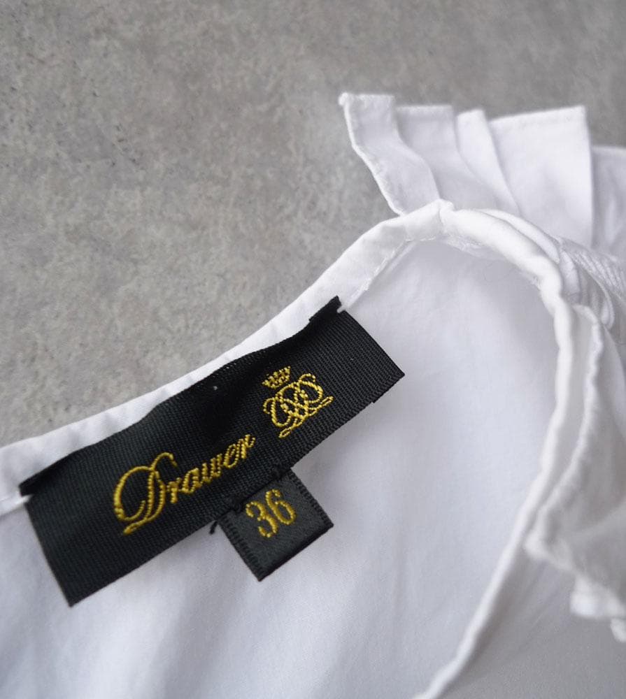 ■専用■美品 ドゥロワー 6,8万円 ショルダーフリルのブラウス Drawer