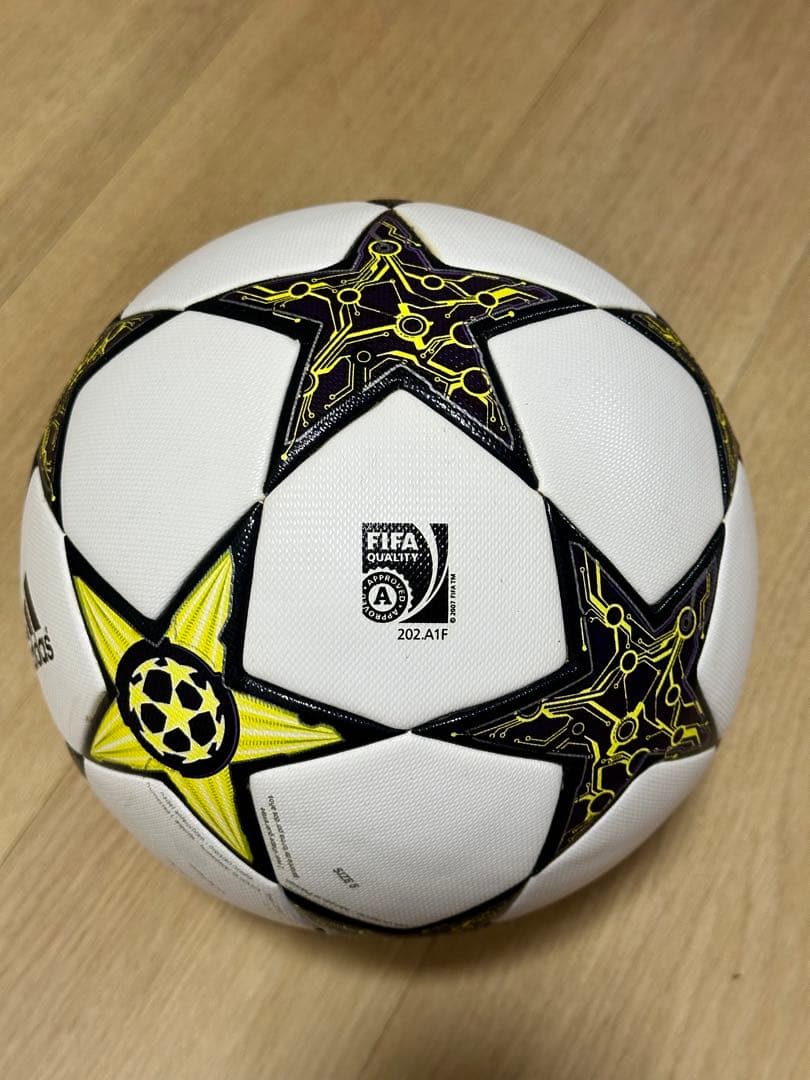 adidas FINALE サッカーボール チャンピオンズリーグ　2012/13