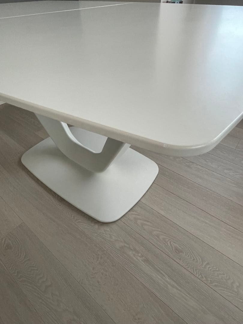 【美品】BoConcept Alicante伸長式ダイニングテーブル