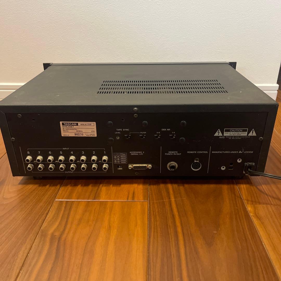 TASCAM 238 マルチトラックレコーダー