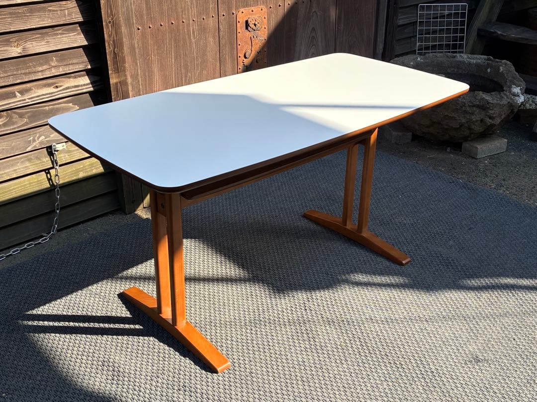 カリモク60+　カフェテーブル1200　仙台　宮城