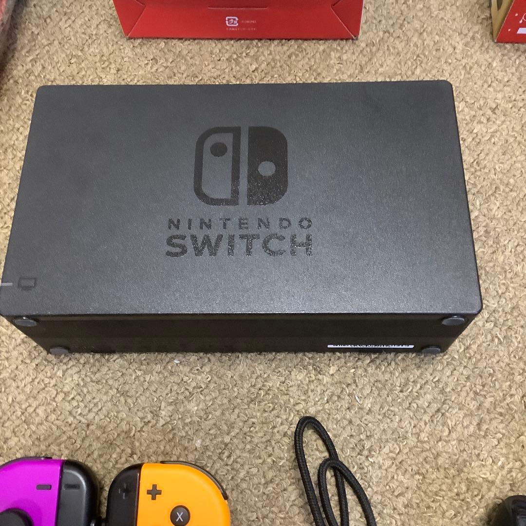 Switch 本体レッド/ブルー 、128GSD、追加ジョイコン、ケースつき