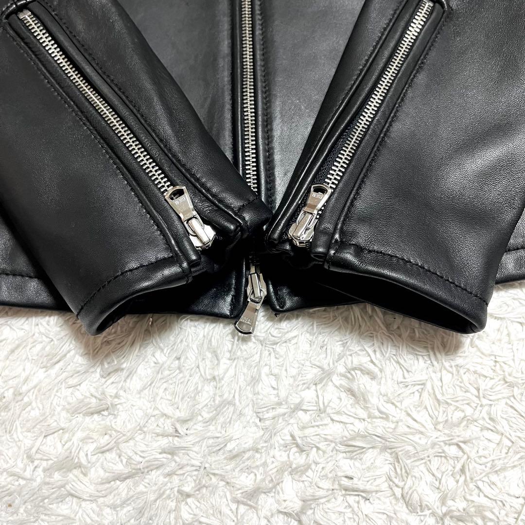 ✨美品✨ビューティーアンドユース レザージャケット ラムレザー 羊革 Mサイズ