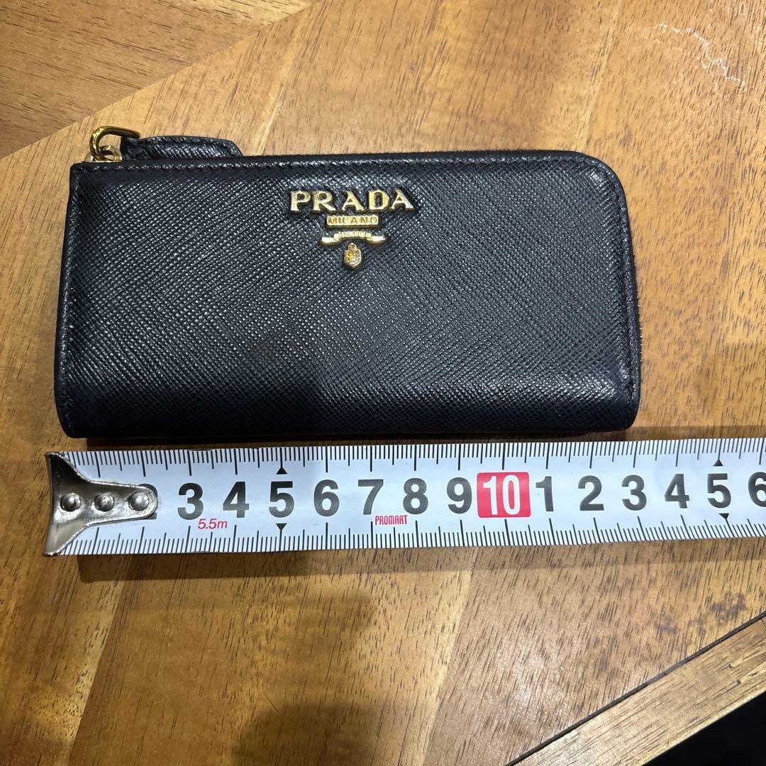 ゆ*う様 PRADA ブラック サフィアーノレザー キーケース　ケース