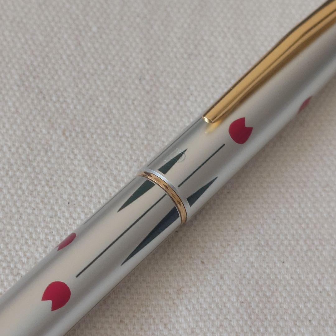 プラチナ万年筆　チューリップ　花柄　14K