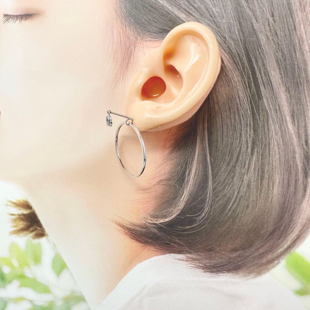 GUCCI グッチ　GGランニング　スタッズ　ピアス　Au750 WG