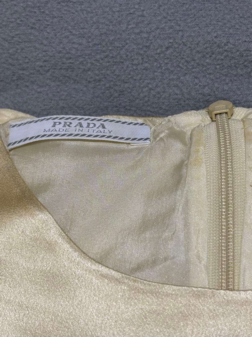 ゴールド ノースリーブ ロングワンピース(PRADA, size 44)