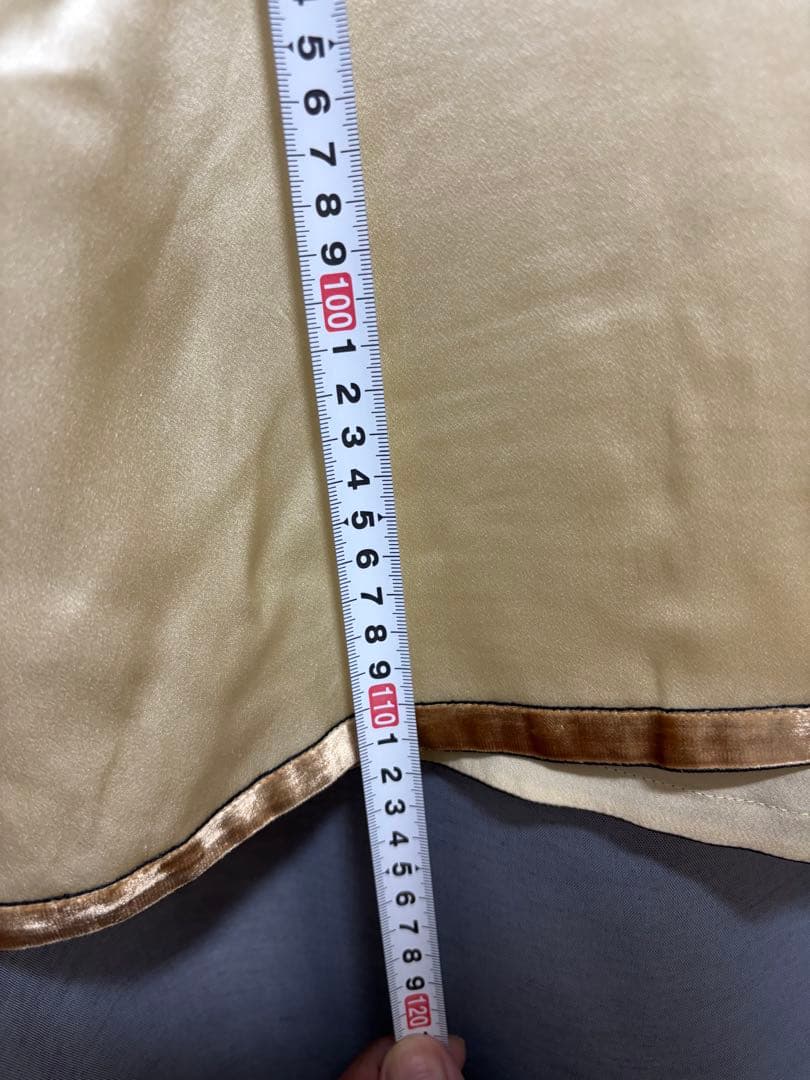 ゴールド ノースリーブ ロングワンピース(PRADA, size 44)