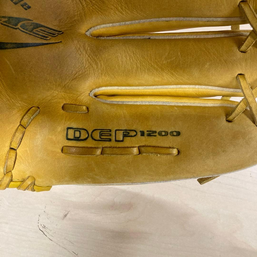 NIKE DiamondEdge 外野手用　軟式 グローブ