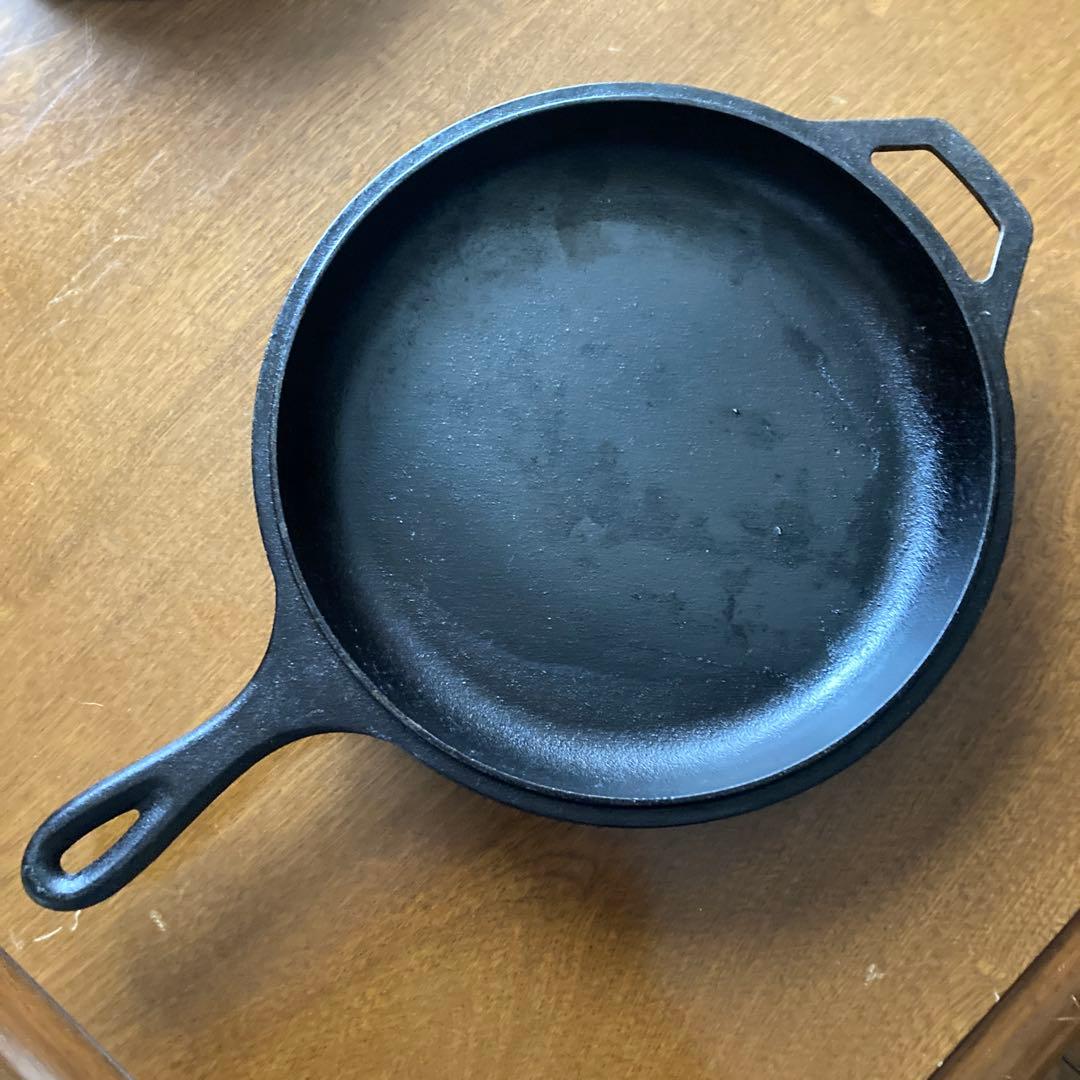 ダッチオーブン(Lodge Logic Combo Cooker 3qt)
