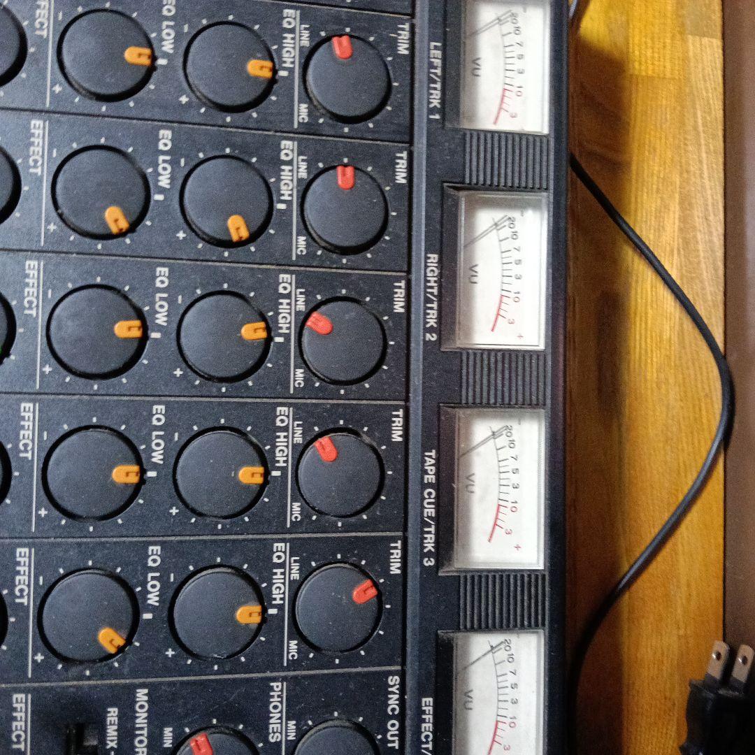 TASCAM PORTA TWO マルチトラックレコーダー