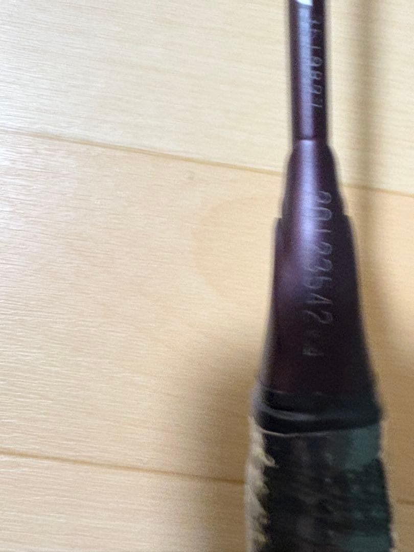 新品/極美品　Yonex Astrox100zz クレナイ、ダークネイビー