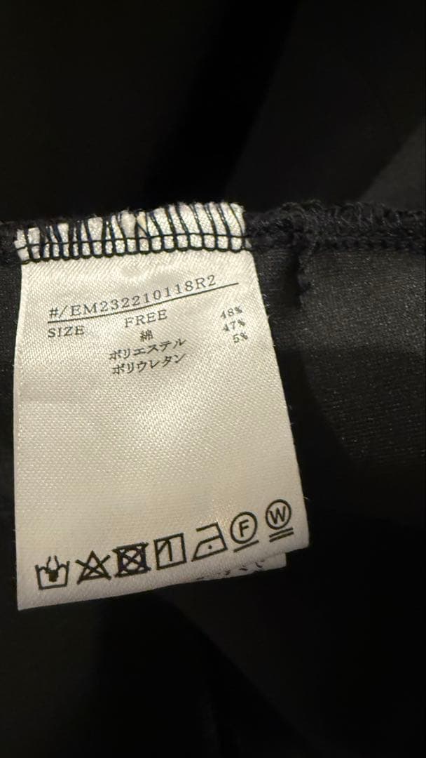 再値下げ【送料込】chouchou ダンボールジップアップパーカー　BLACK